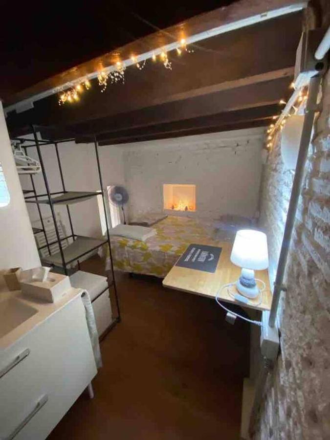 Airbhouse Private Rooms & Apartments Севилья Экстерьер фото